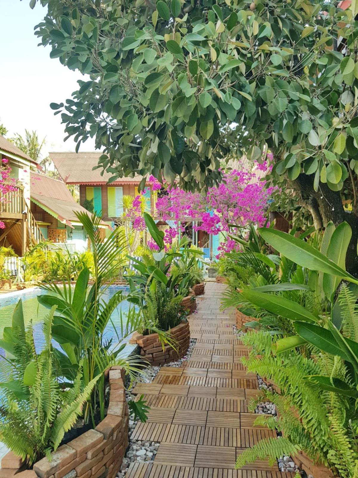 Bleu Verde, The Secret Garden - Turtle Point Beach Гили Траванган Экстерьер фото
